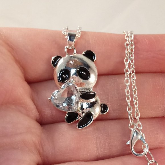 Jewelry - Silver Plated White Heart Diamond Zircon Panda Pendant Necklace 2.41ctw Gift